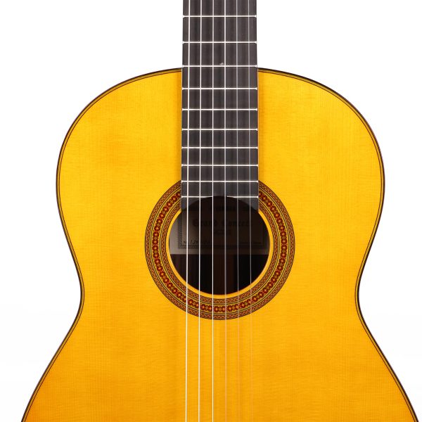 Yamaha GC32S European Spruce and Rosewood Classical Guitar Natural Online Hot Sale